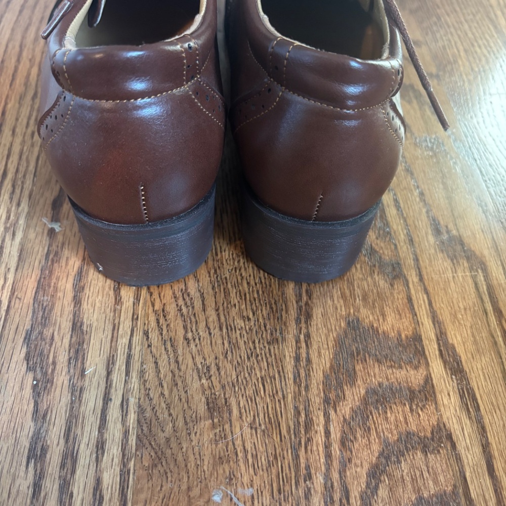 Oxfords - Picture 4 of 4
